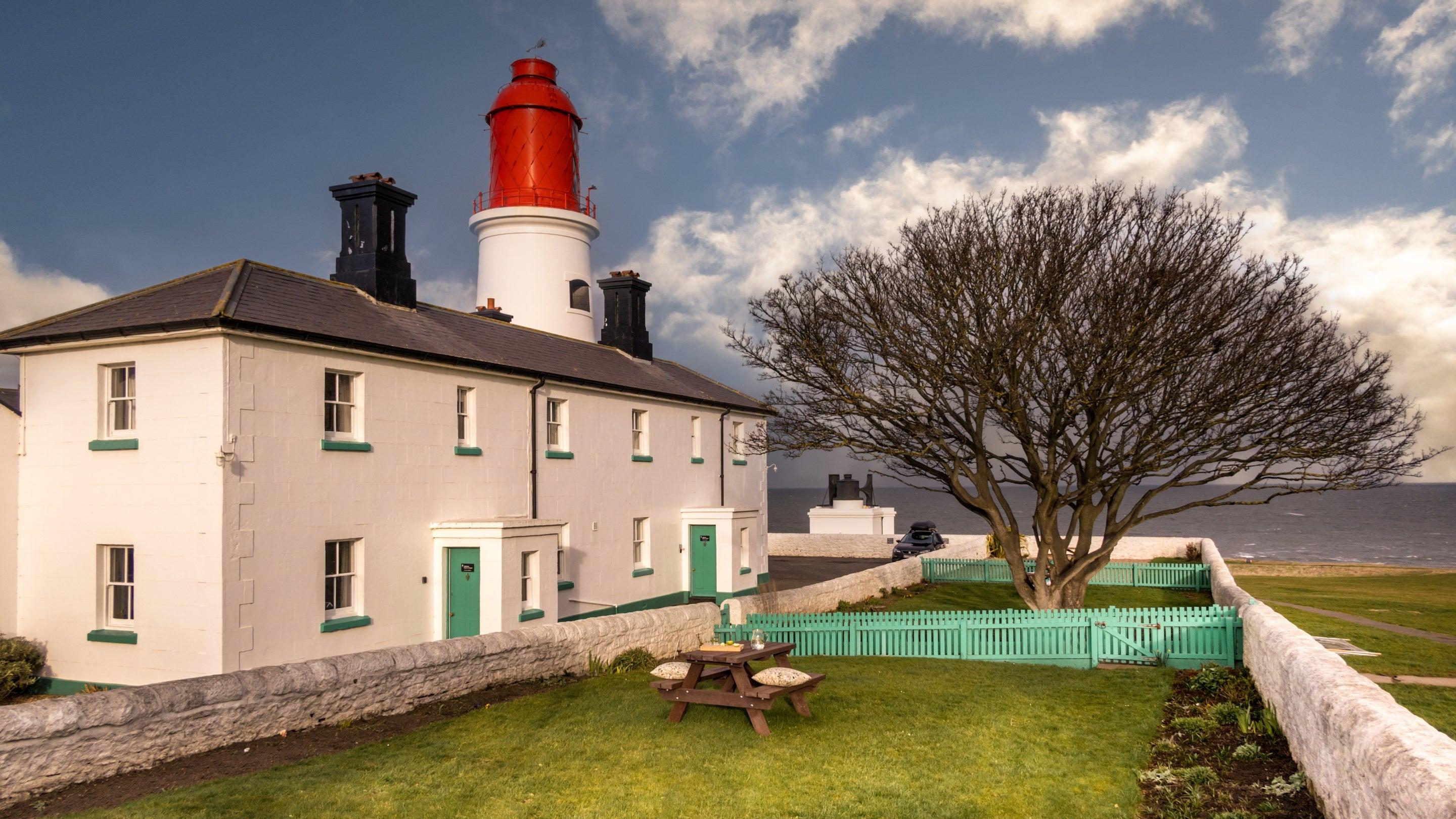 Practical Tips for a Memorable Stay on Irelands West Coast