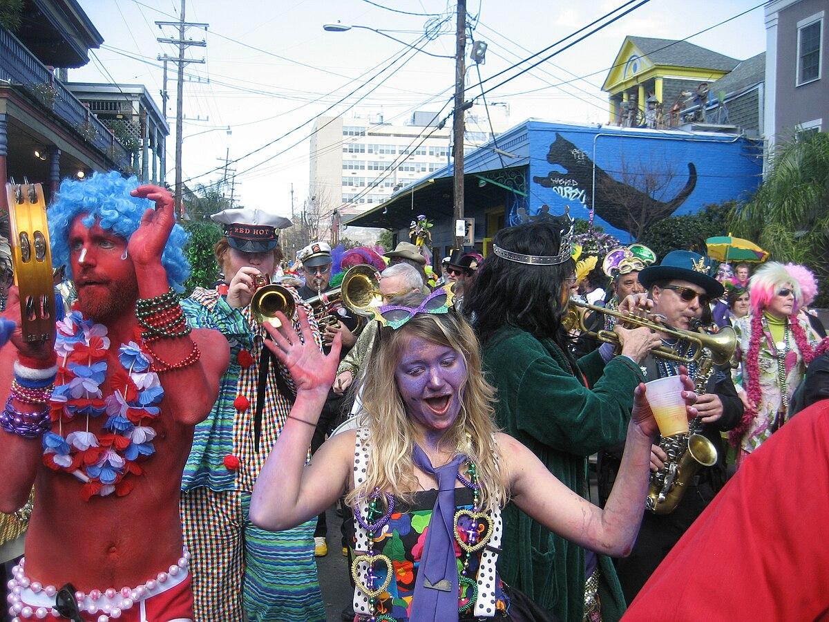 Festive Music and Dance: The Heartbeat of Mardi Gras in⁤ the Balkans