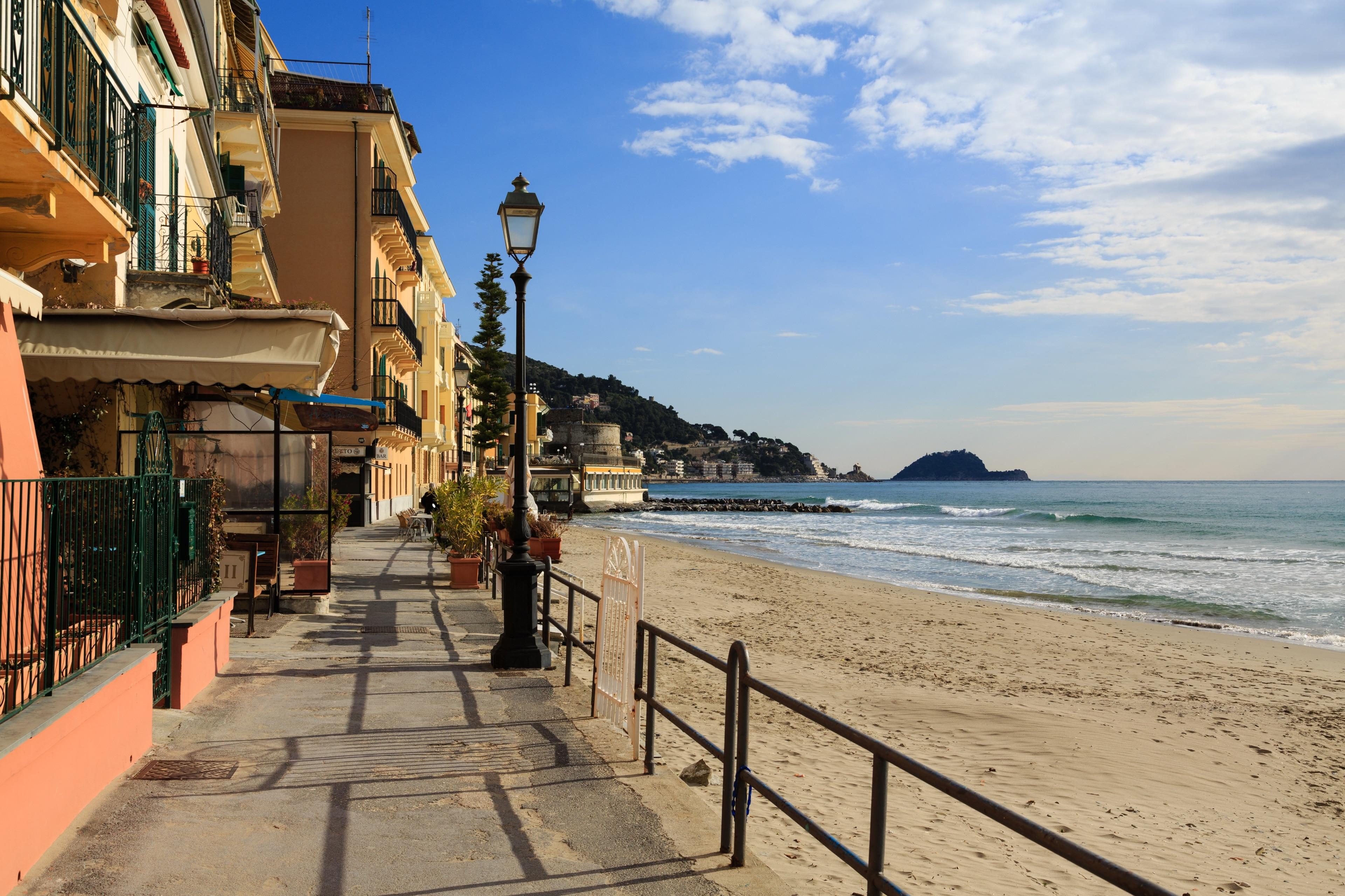 Active Adventures: Exploring Outdoor Pursuits in Alassio