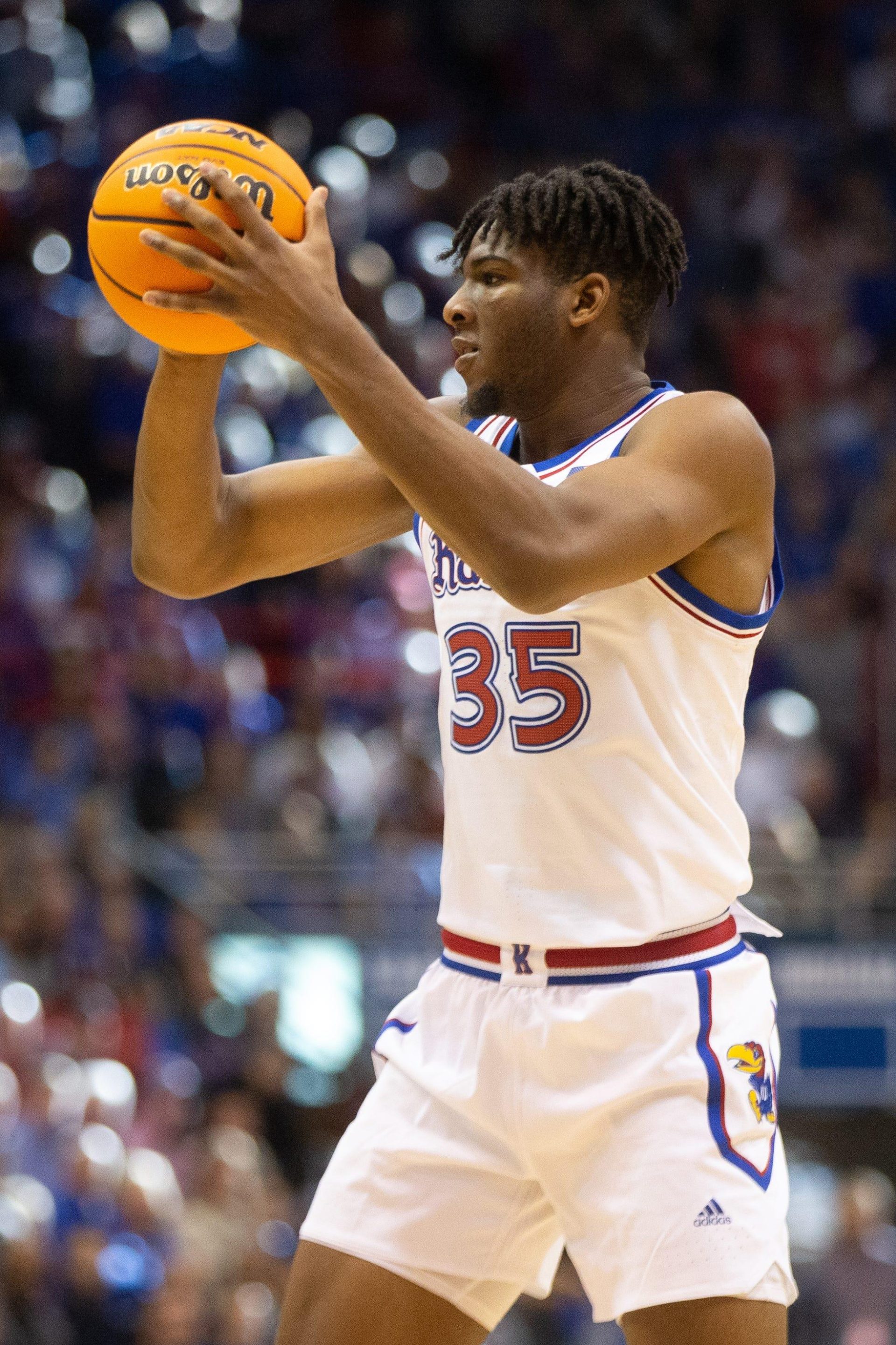 Zuby Ejiofor’s buzzer-beater in OT lifts No. 6 St. John’s over No. 20 Marquette