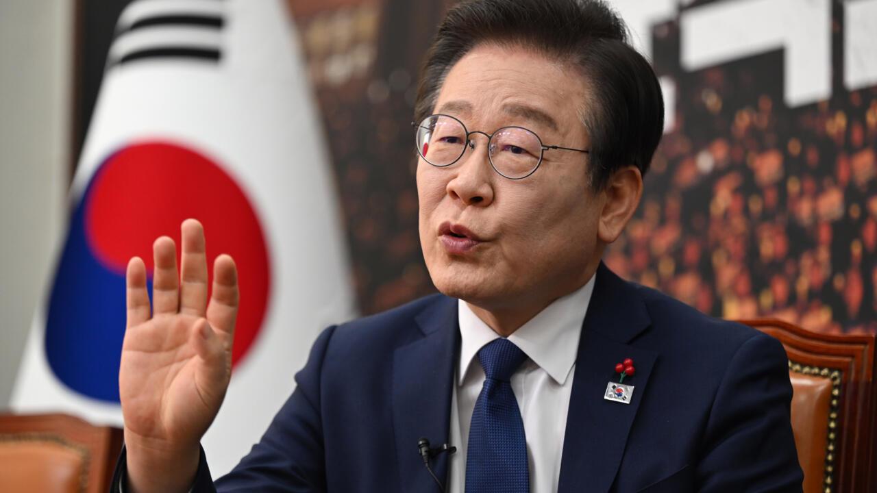 Strategic Recommendations for Lee to Build a Coalition and Secure Electoral Success