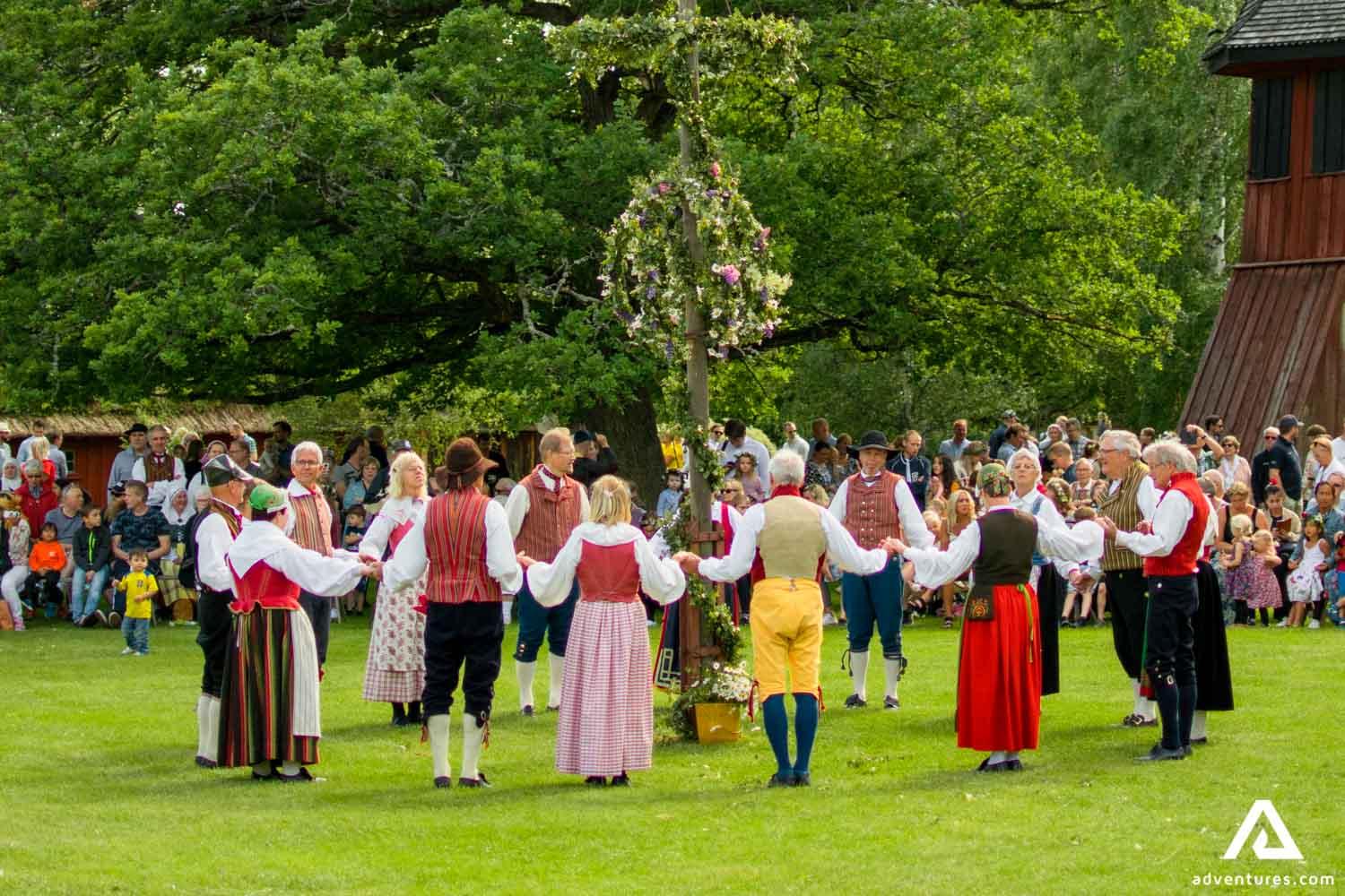 Creating Your Own Midsummer Experience: Tips for an Authentic Celebration