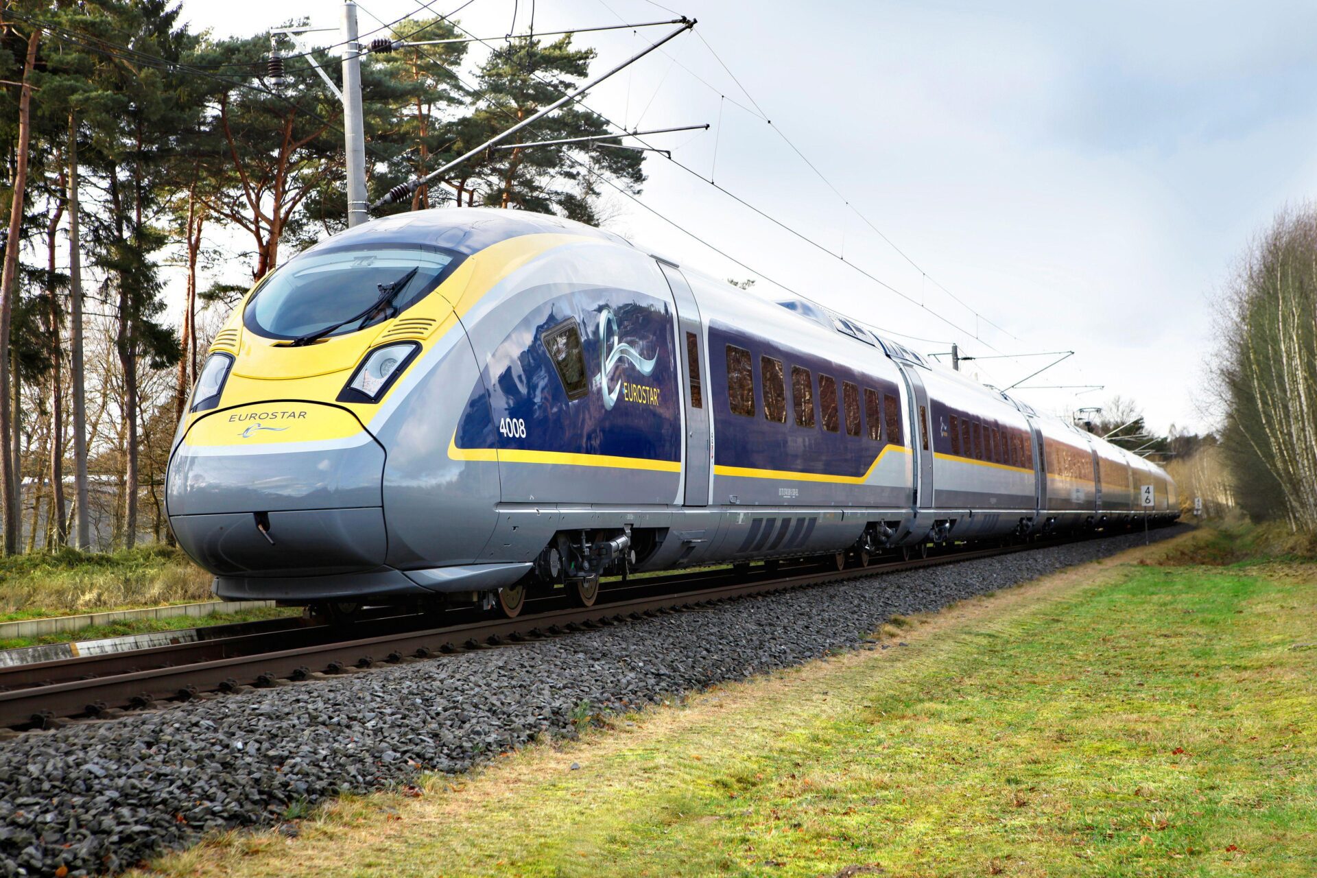 Eurostar services returning to normal after major disruption