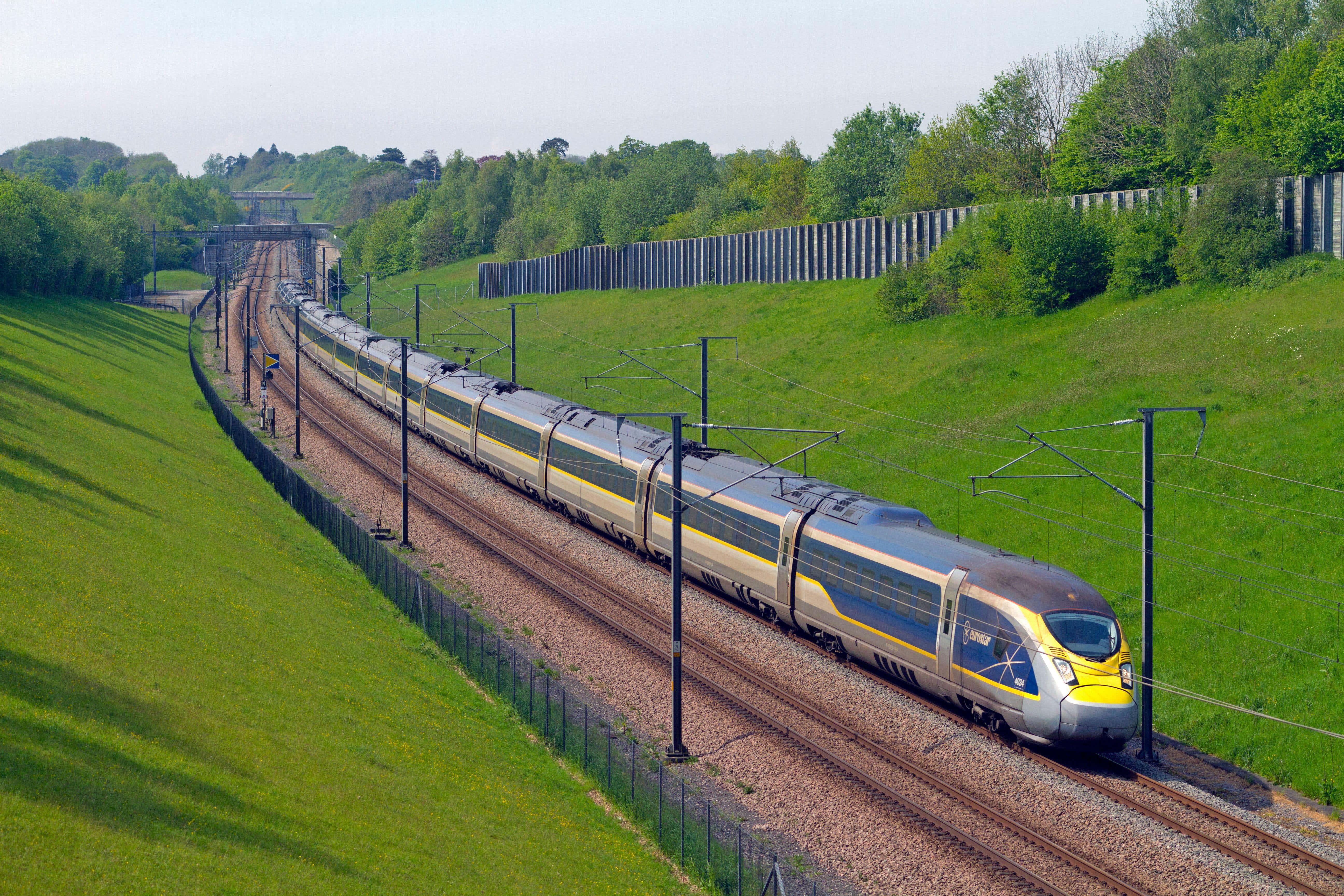 Navigating the Journey: What passengers Should Know About Current Eurostar Services