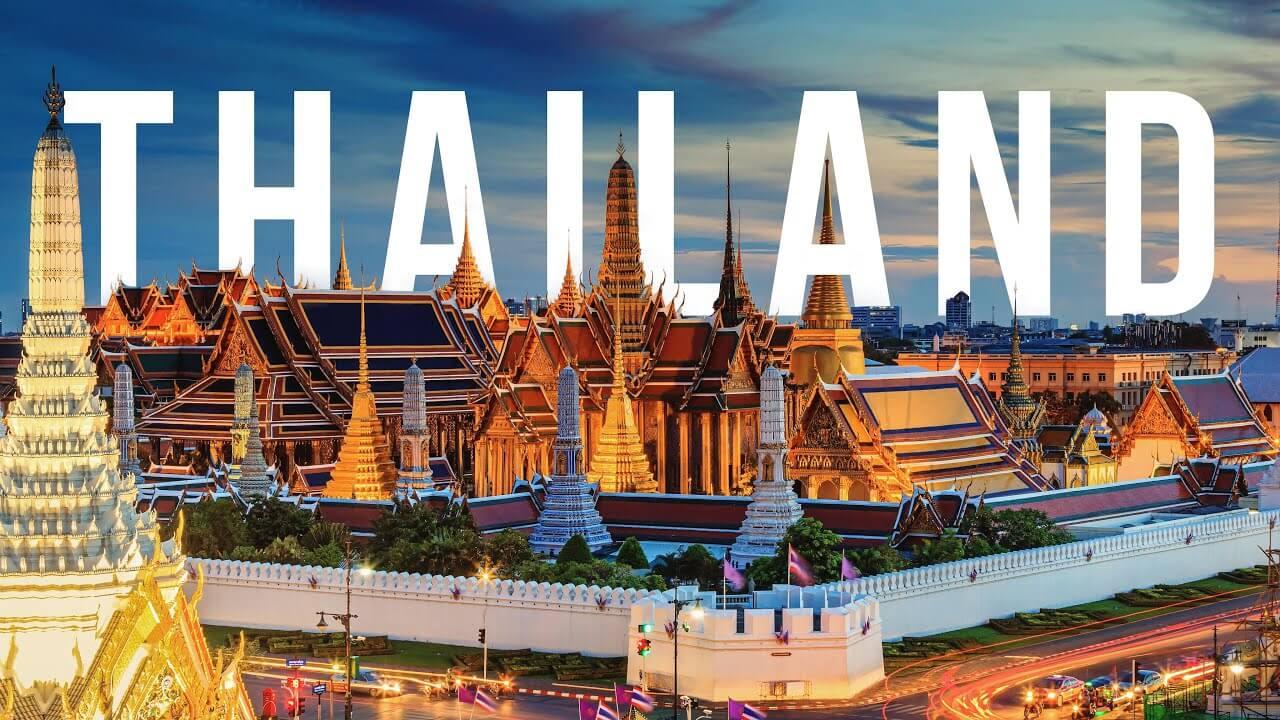 Navigating Travel Alternatives: Recommendations for Tourists and Stakeholders
