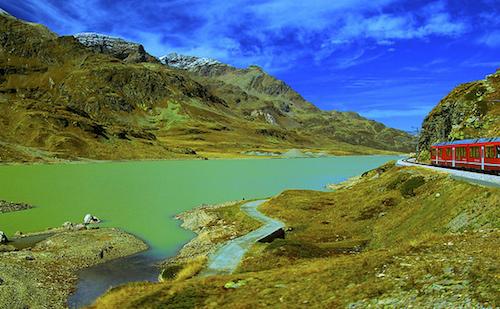 Scenic Journeys: Discovering Breathtaking Routes Through the Alps