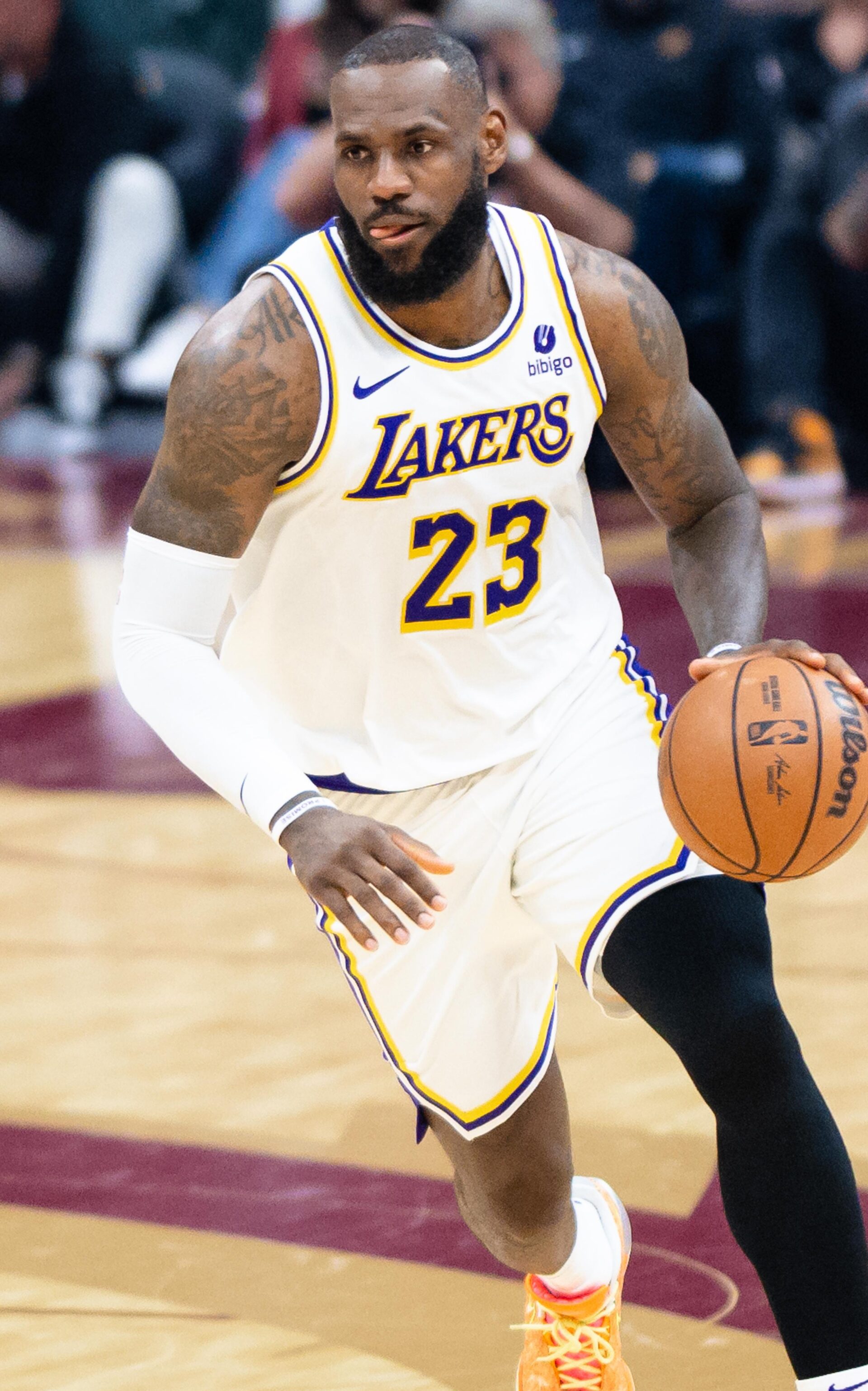 Why LeBron and the Lakers are stuck in limbo