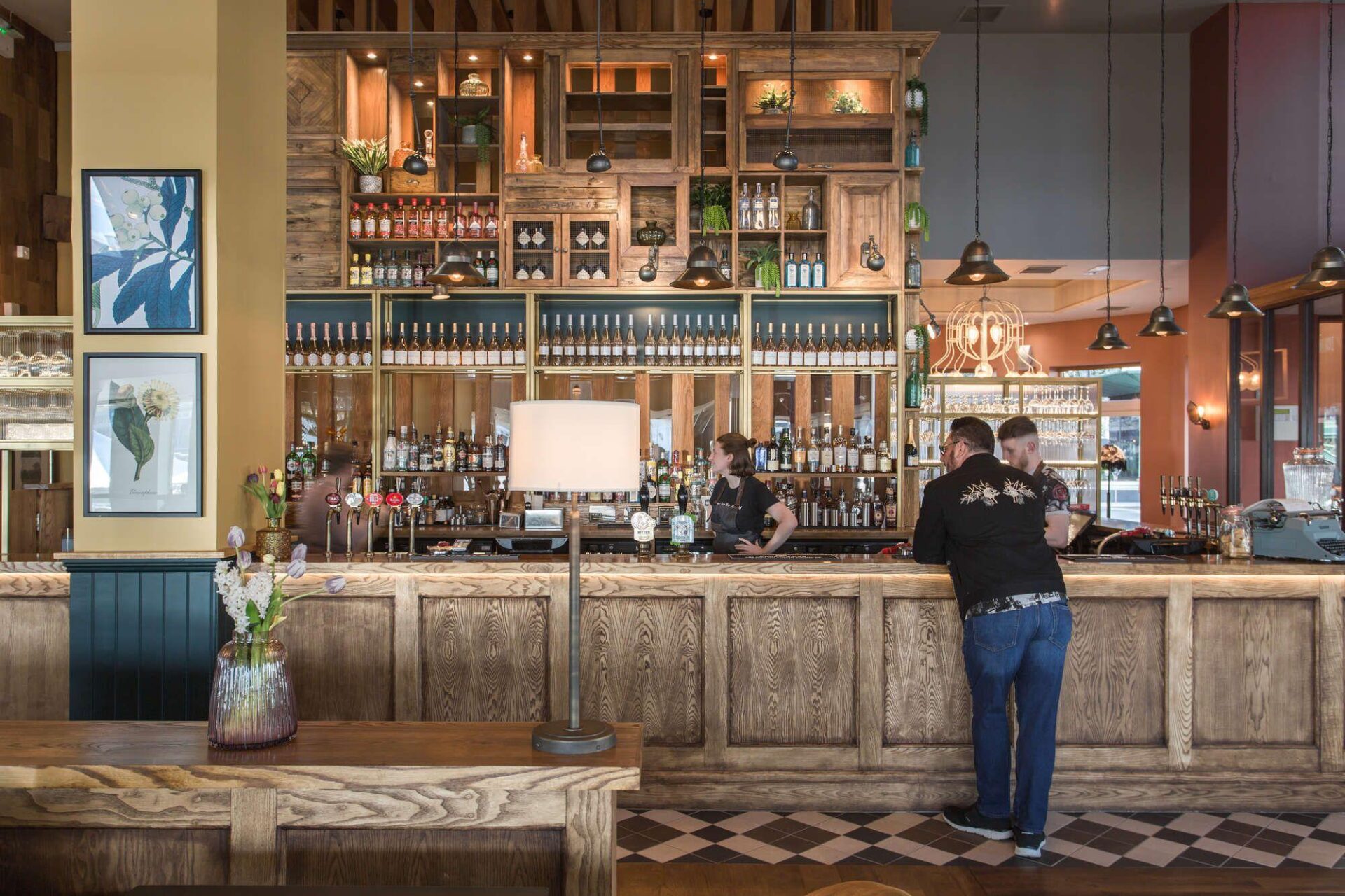 Tell us about your favourite waterside pub