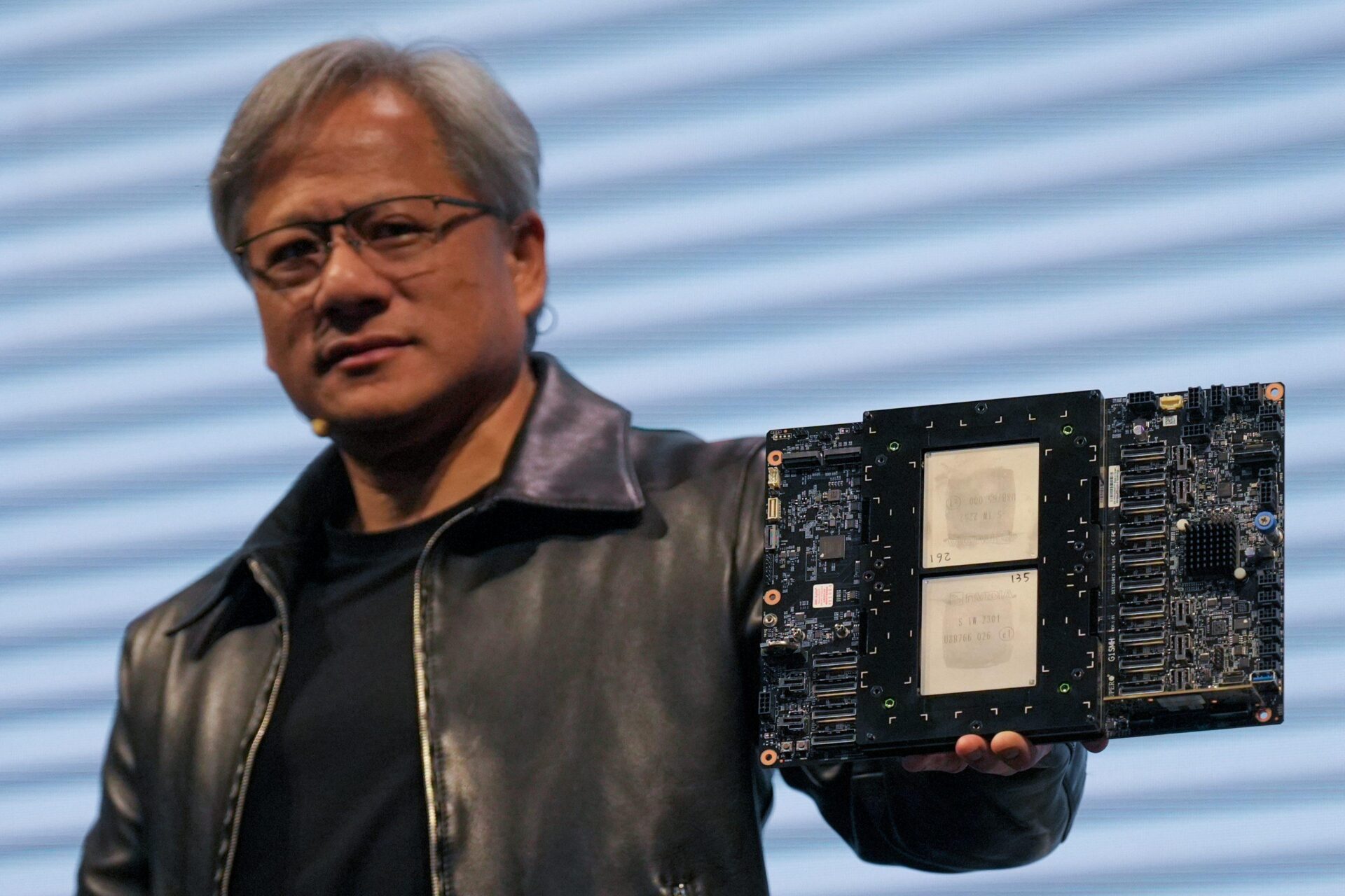 Nvidia, AMD Set to Resume Some AI Chip Sales to China | Bloomberg Tech 7/15/2025