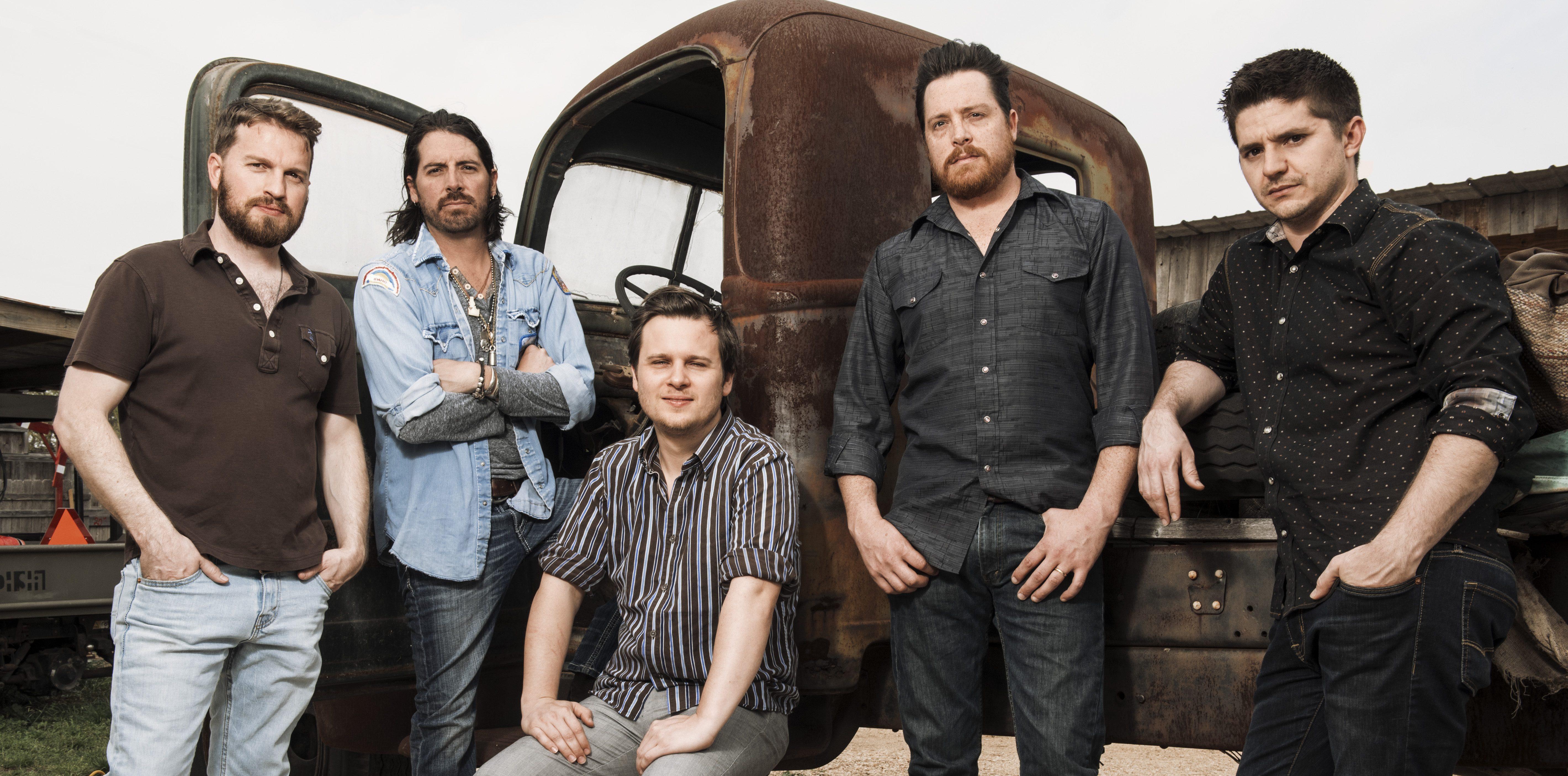The Heart of the band: A Closer Look at Micky and the Motorcars' Journey and Influences