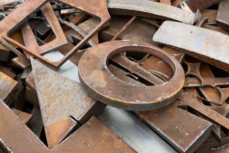 The Economic ⁤Impact of Scrap ⁢metal Collection‍ on Local ⁣Communities