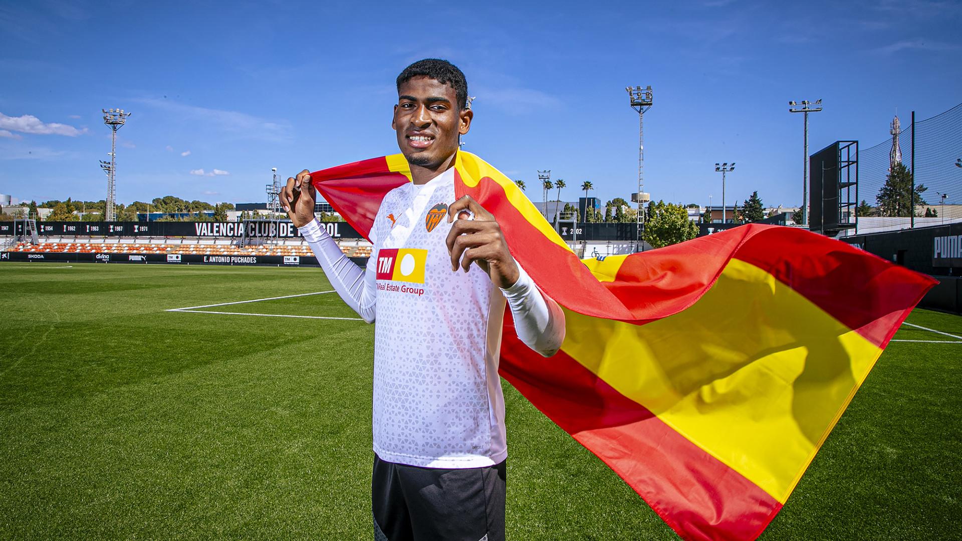 Analysis of Mosquera's Playing Style and Fit Within Arsenal's Tactics