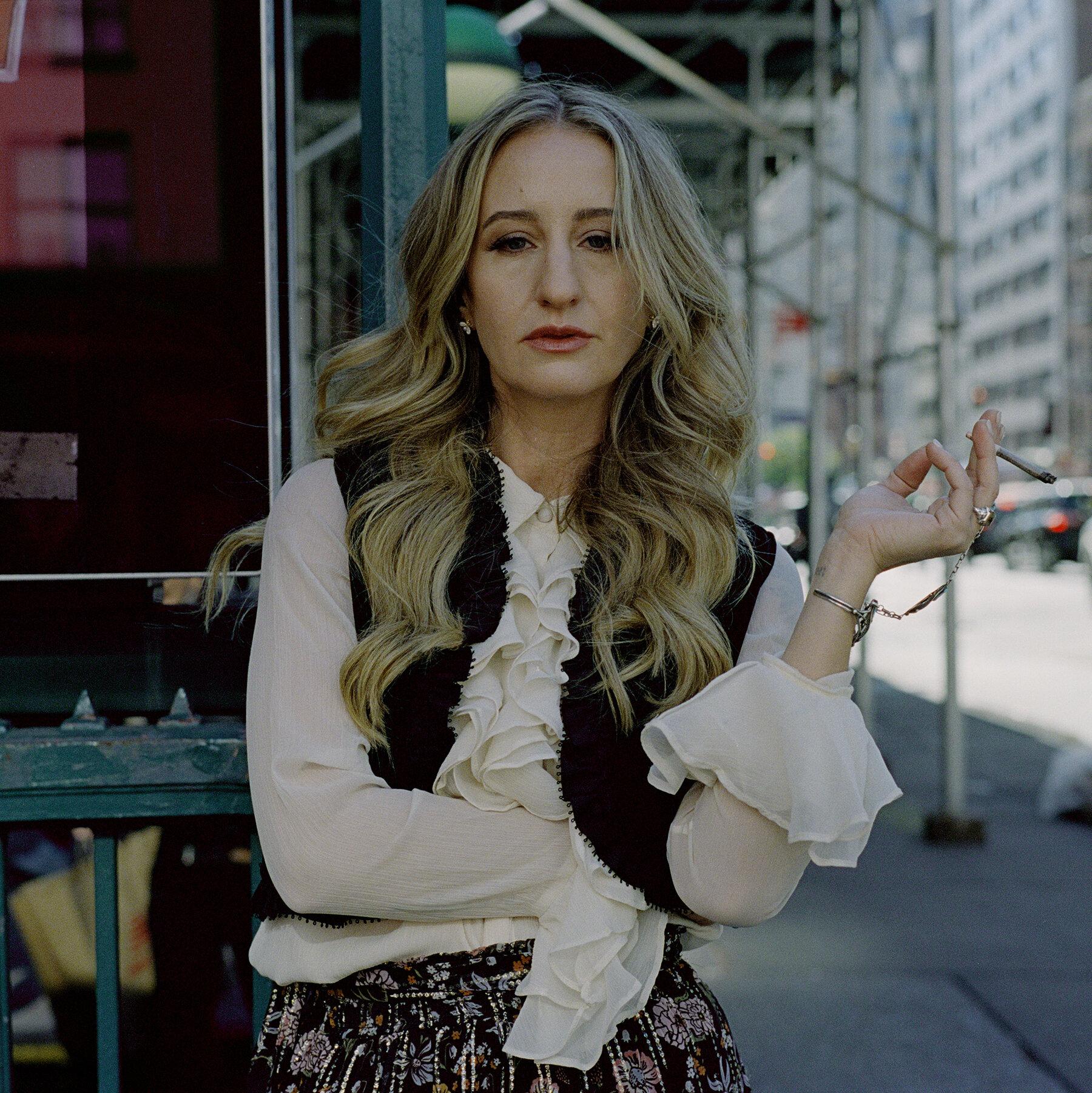 Musical Influences: How Price Weaves Dylan's Impact into Her sound