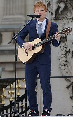 Navigating Celebrity Culture: The Fine Line Between Fandom and Stalking