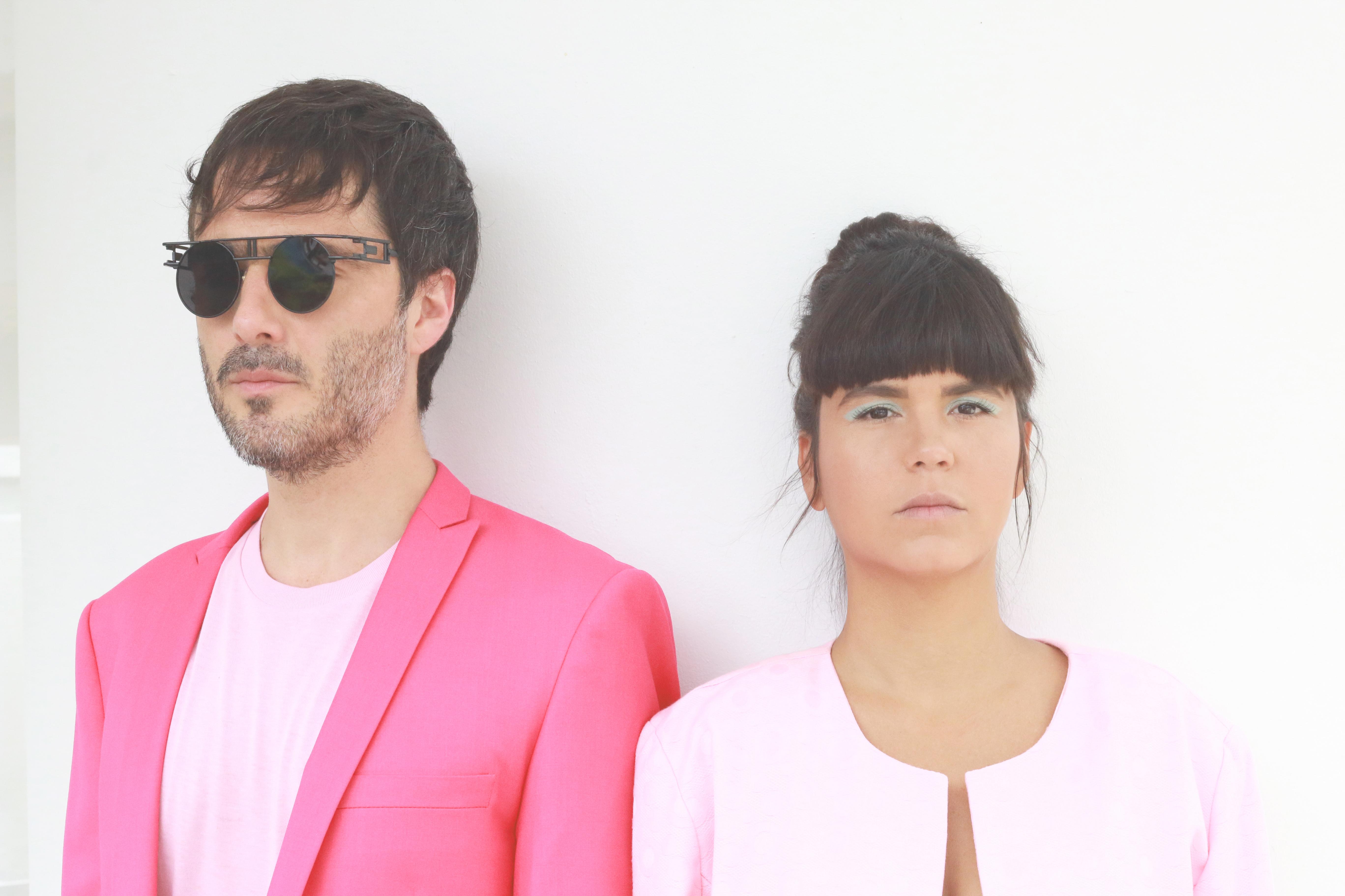 Exploring the Musical Fusion: How 'La Samaria' Reflects Local Traditions