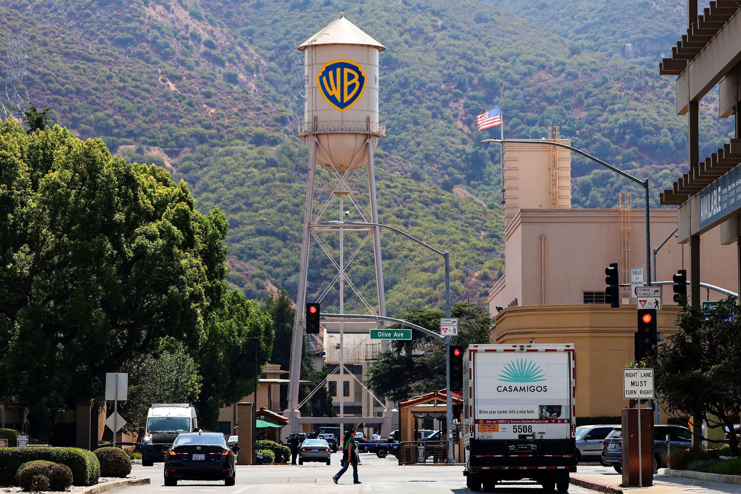 Recommendations for Investors Navigating Opportunities in the Evolving Media Landscape