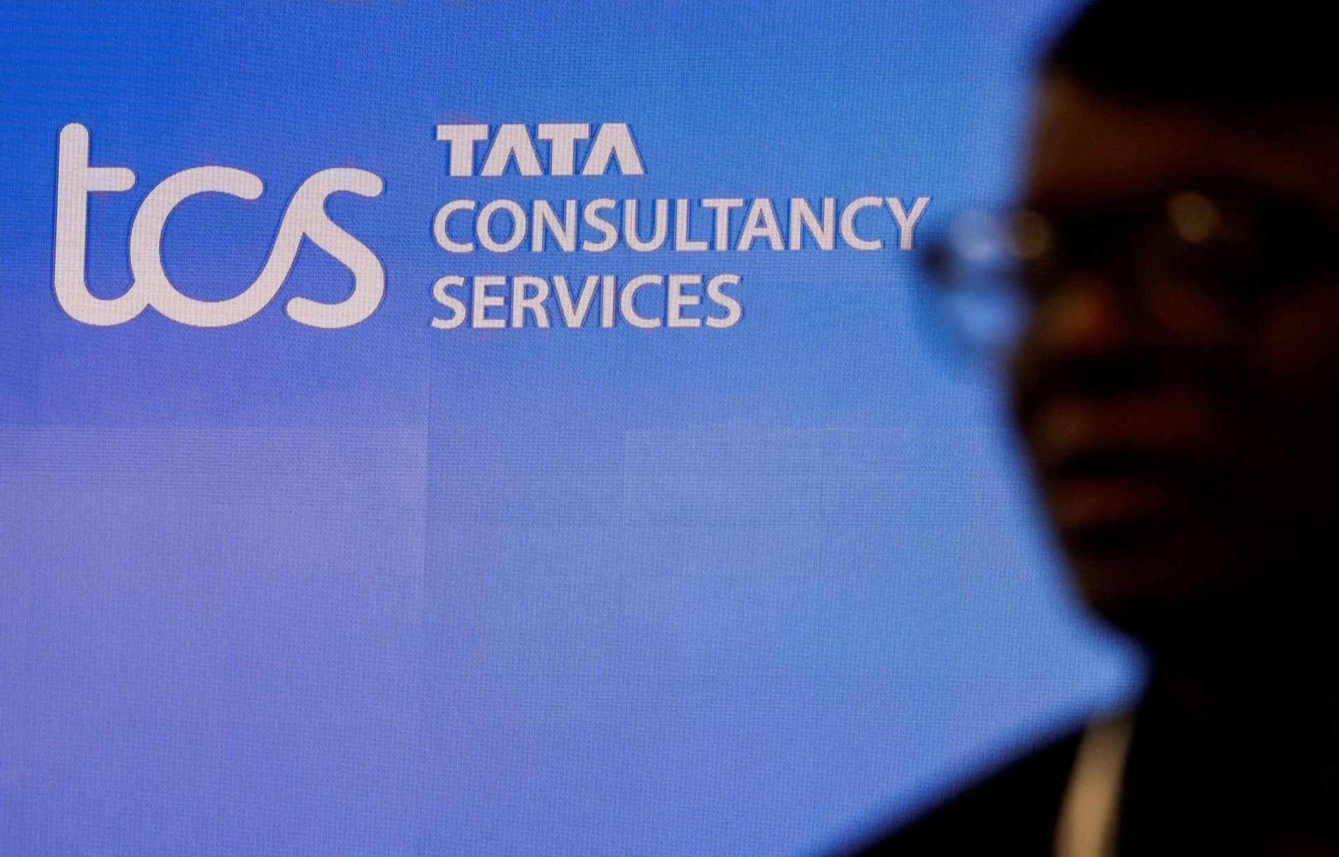 India’s TCS, Tech Firms to Face Questions Over Trump’s H-1B Visa Shock