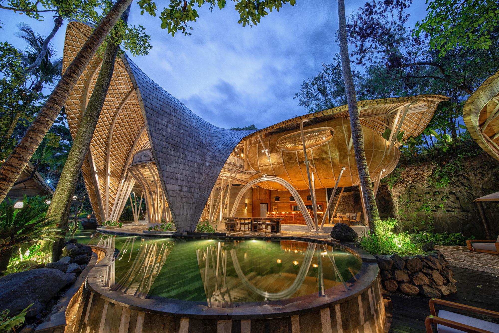 Lasting Living at its Best: Embracing Eco-Pleasant Practices in Retreat Life